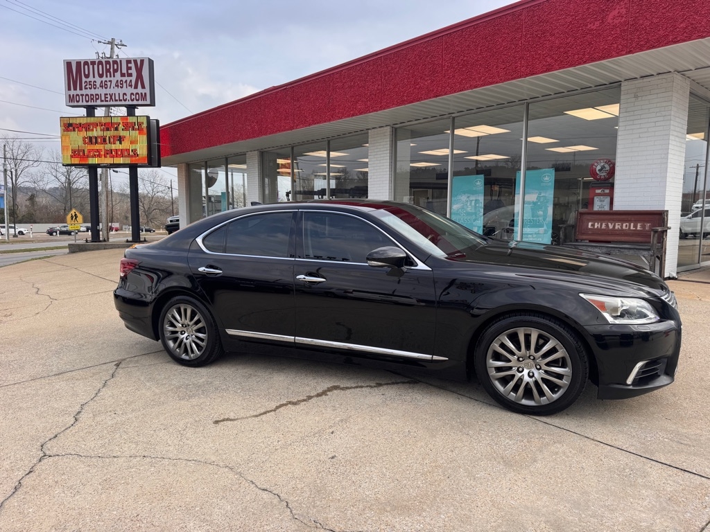 Lexus LS 460 Luxury Sedan AWD 2016
