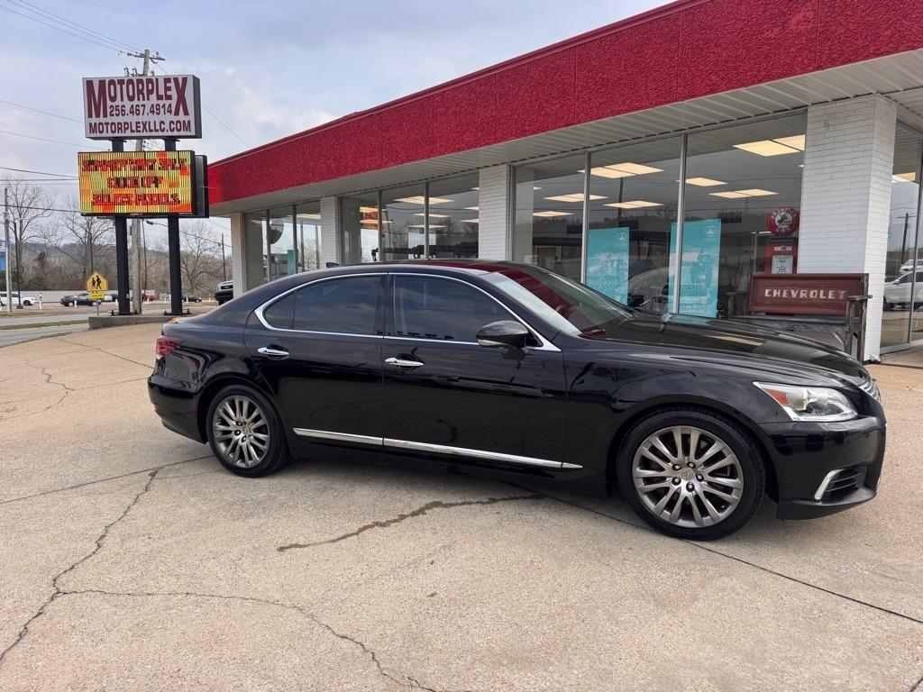 Lexus LS 460 Luxury Sedan AWD 2016