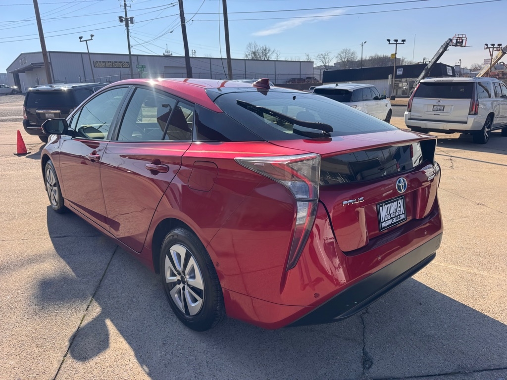 Toyota Prius Two 2018