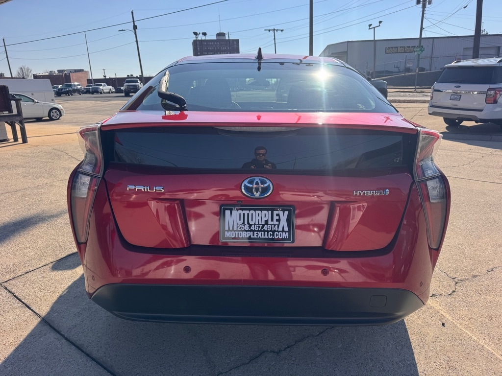 Toyota Prius Two 2018