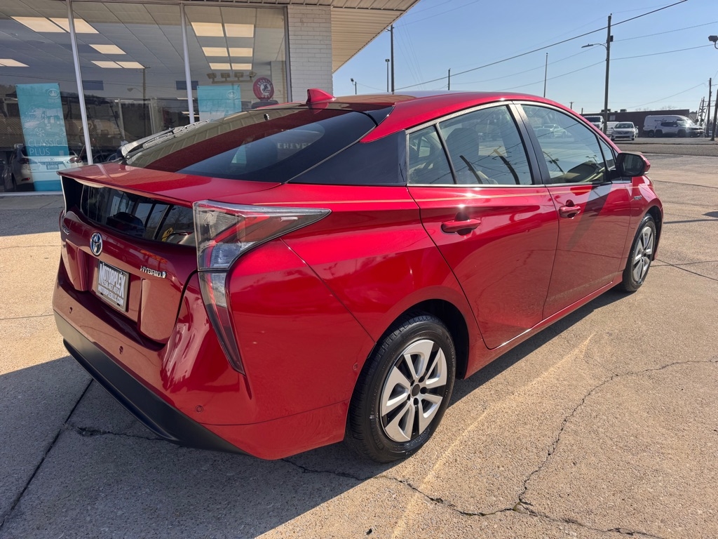 Toyota Prius Two 2018