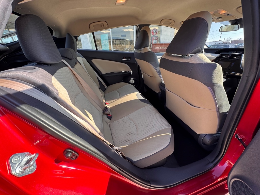 Toyota Prius Two 2018