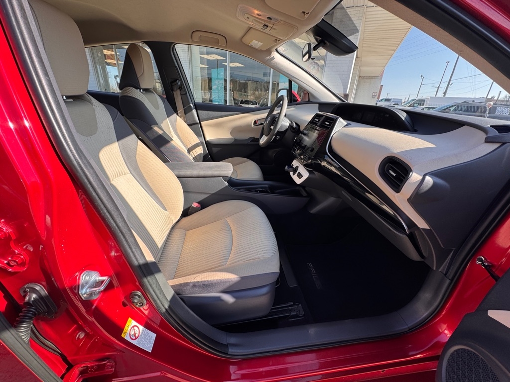 Toyota Prius Two 2018