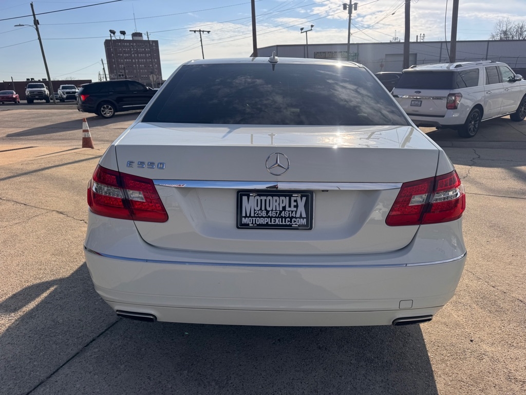 Mercedes-Benz E-Class E550 Sedan 2010