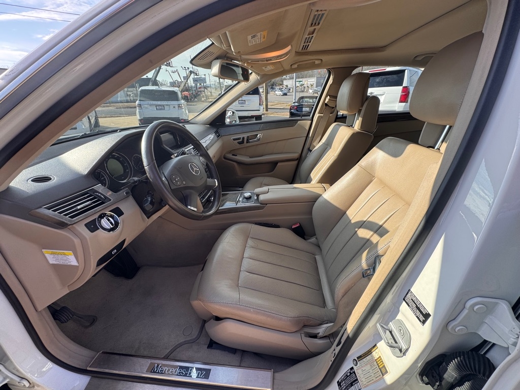 Mercedes-Benz E-Class E550 Sedan 2010