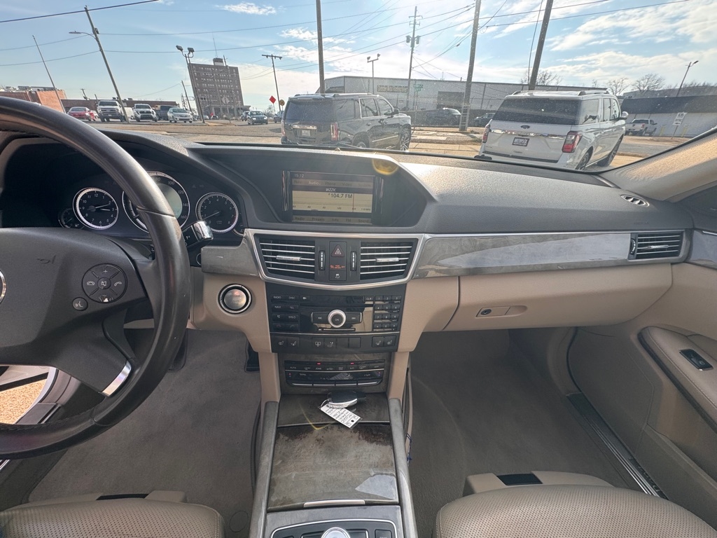 Mercedes-Benz E-Class E550 Sedan 2010