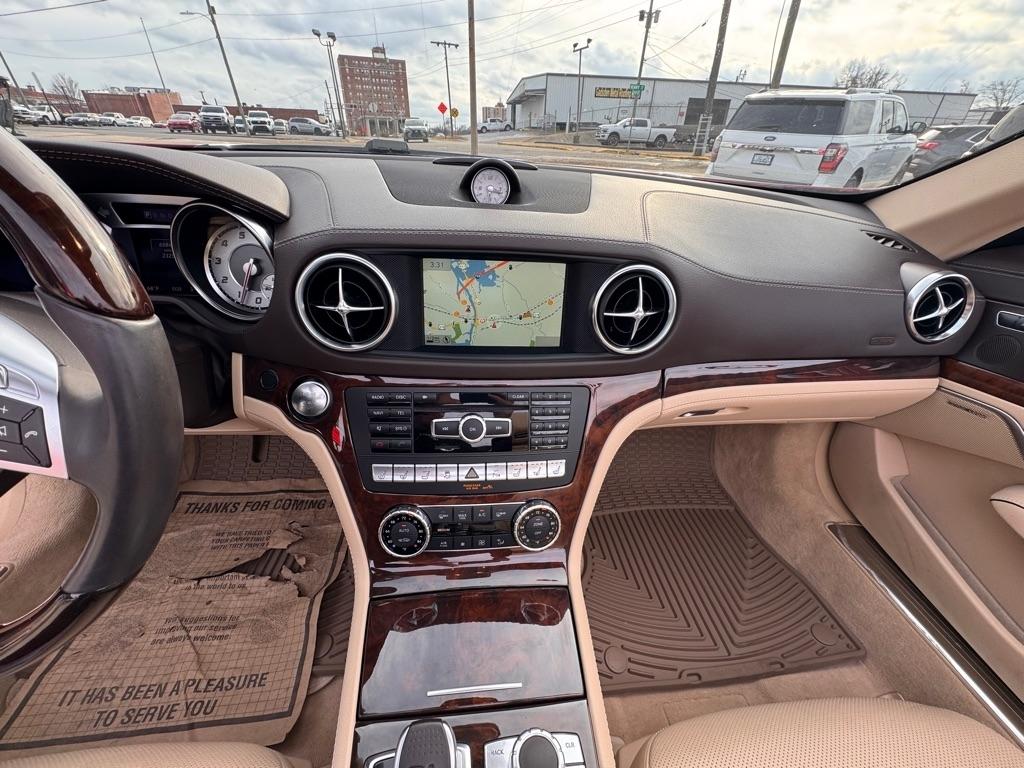 Mercedes-Benz SL-Class SL550R 2014