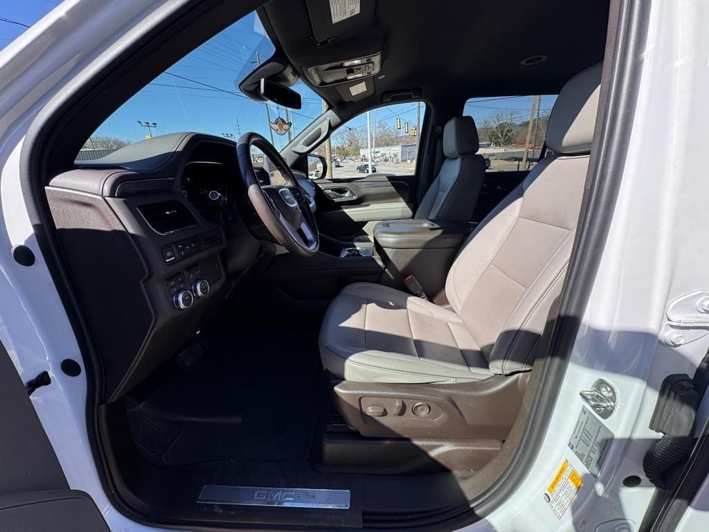 GMC Yukon SLT 4WD 2023