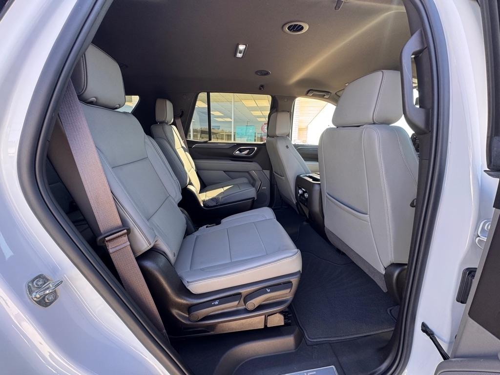 GMC Yukon SLT 4WD 2023