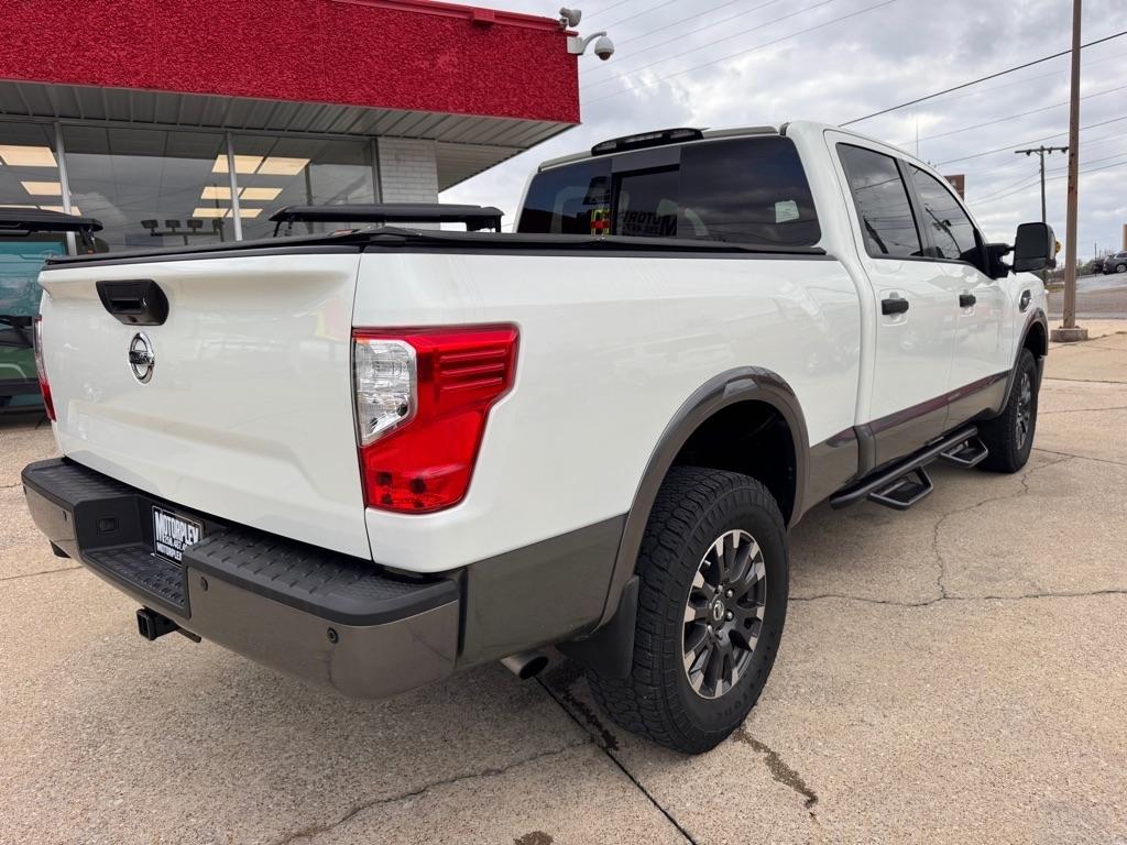 Nissan Titan XD SL Crew Cab 4WD 2018