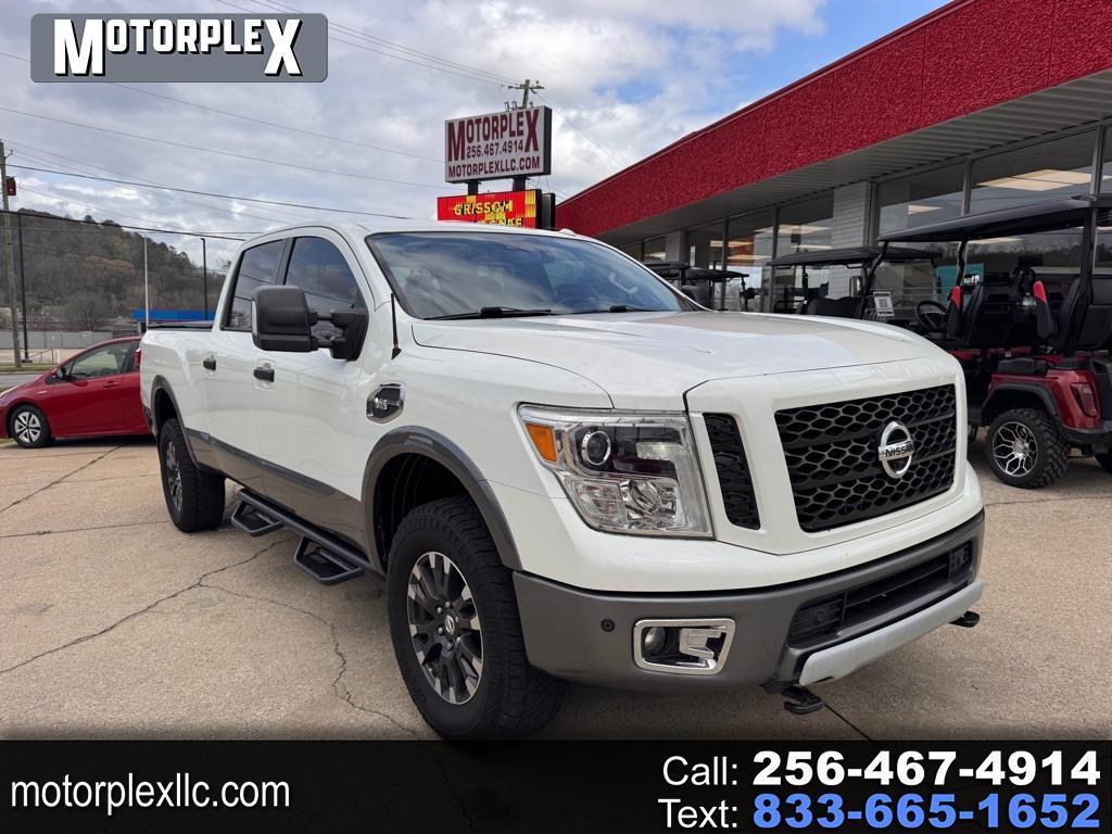 2018 Nissan Titan XD SL Crew Cab 4WD