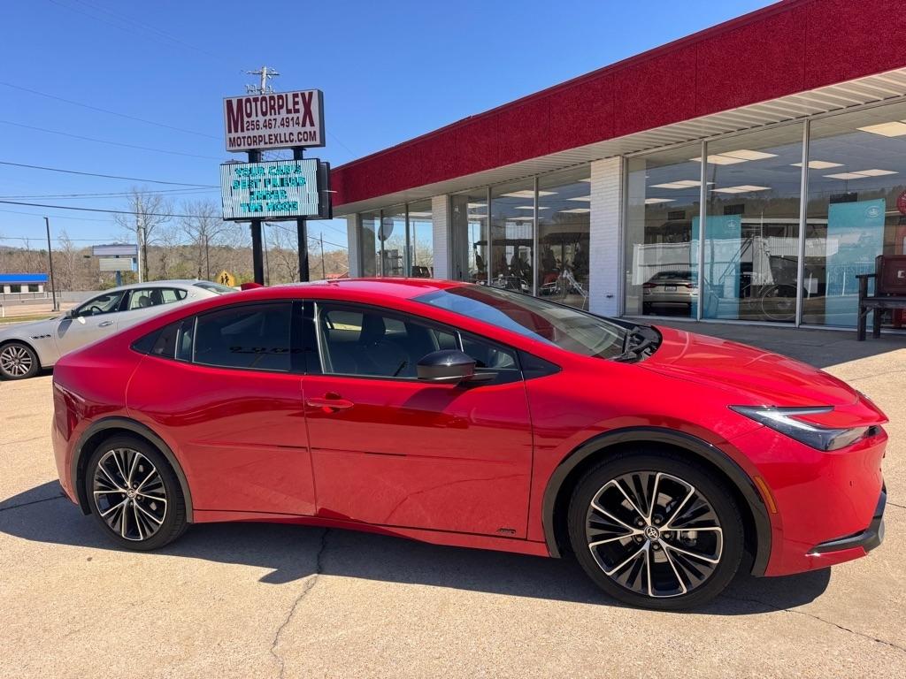 Toyota Prius XLE AWD 2024