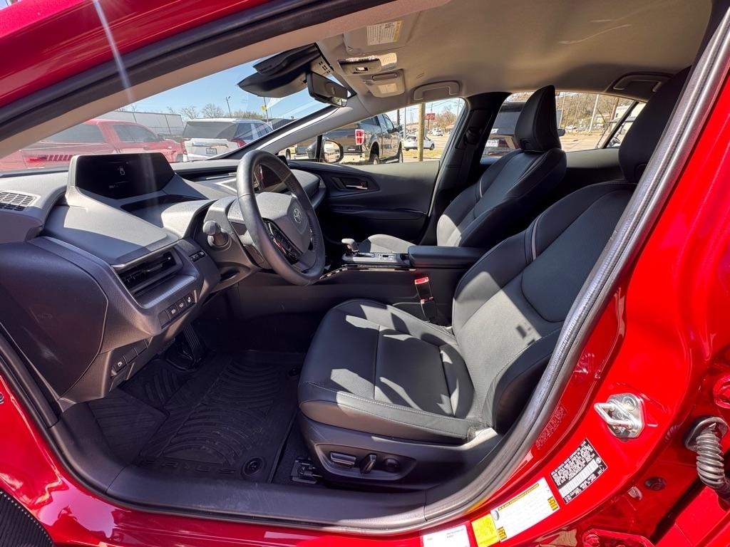 Toyota Prius XLE AWD 2024