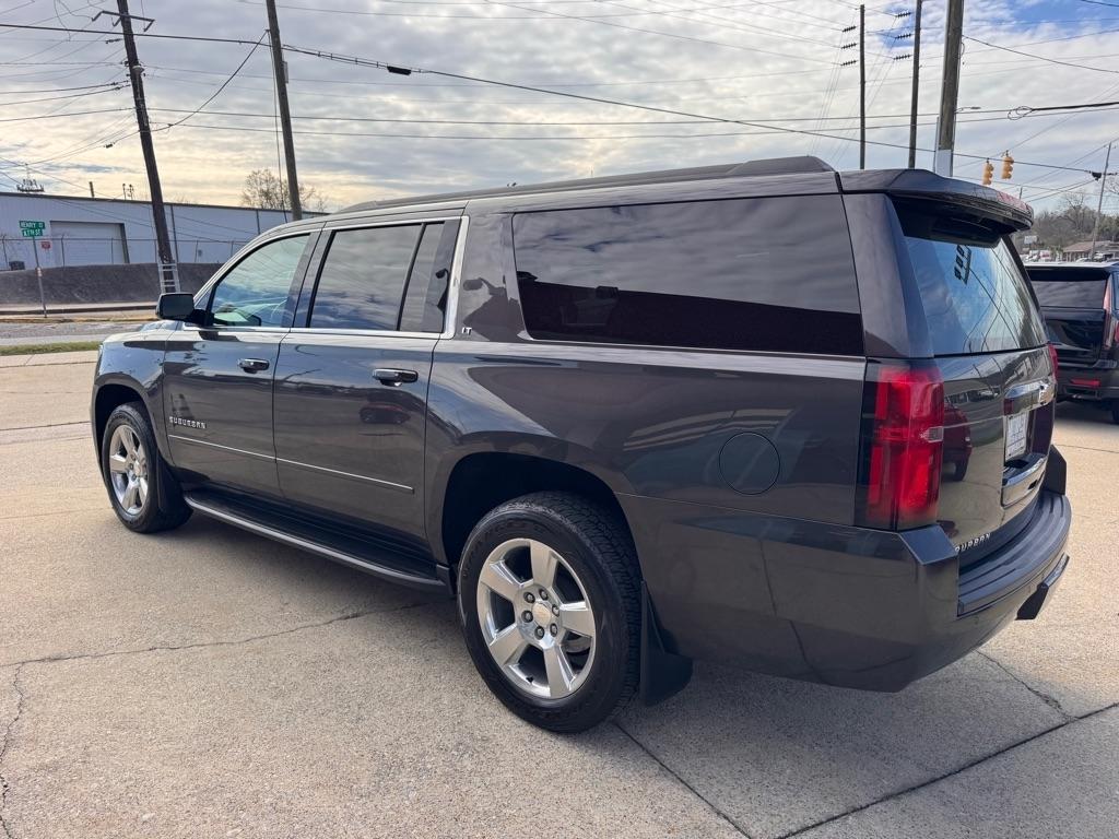 Chevrolet Suburban LT 4WD 2018