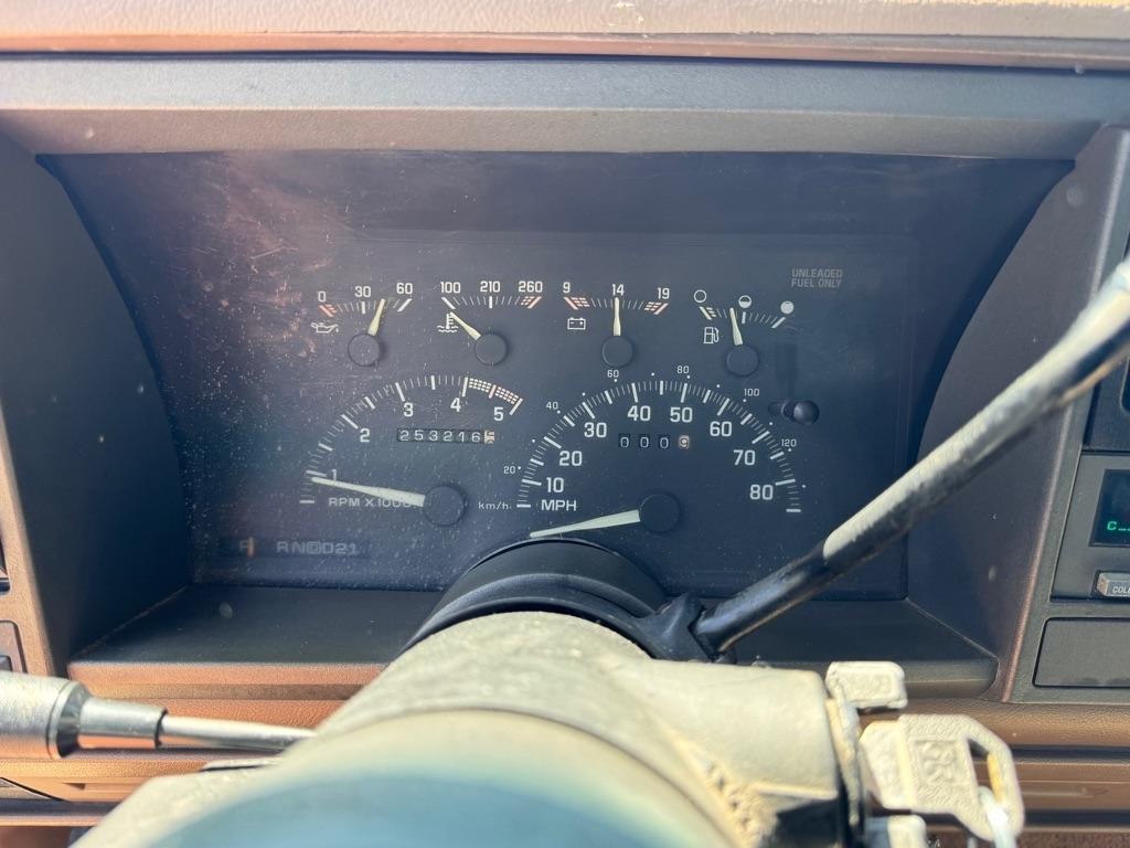 Chevrolet C/K 1500 Reg. Cab 6.5-ft. Bed 4WD 1993