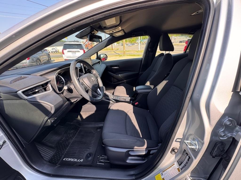 Toyota Corolla SE Hatchback CVT 2022