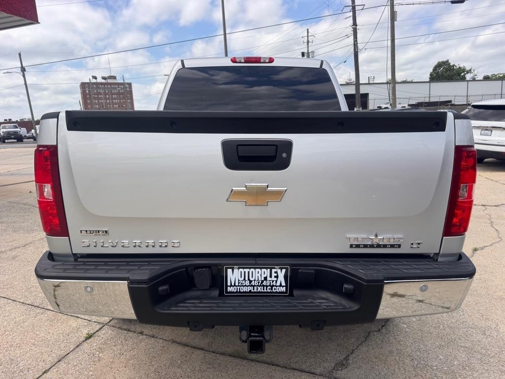 Chevrolet Silverado 1500 LT Crew Cab 4WD 2011