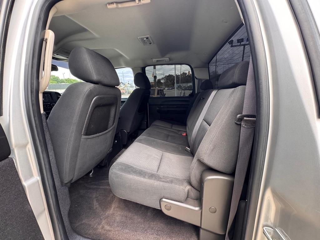 Chevrolet Silverado 1500 LT Crew Cab 4WD 2011