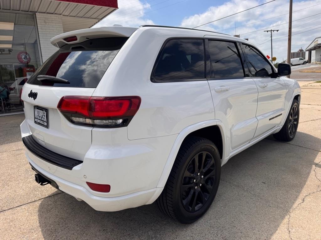 Jeep Grand Cherokee Laredo 2WD 2017