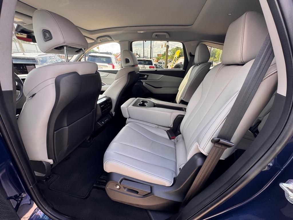 Acura MDX SH-AWD w/Technology Package 2024