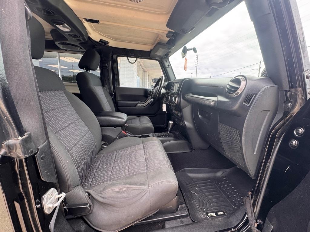 Jeep Wrangler Sport 4WD 2011