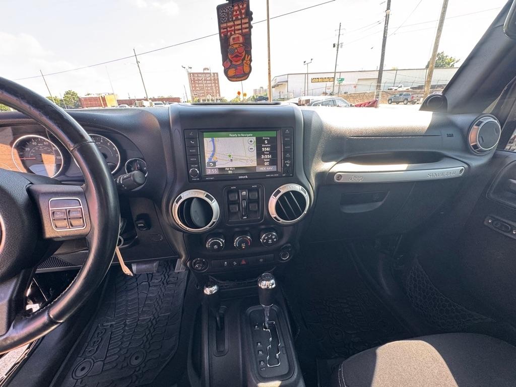 Jeep Wrangler Unlimited Sahara 4WD 2014
