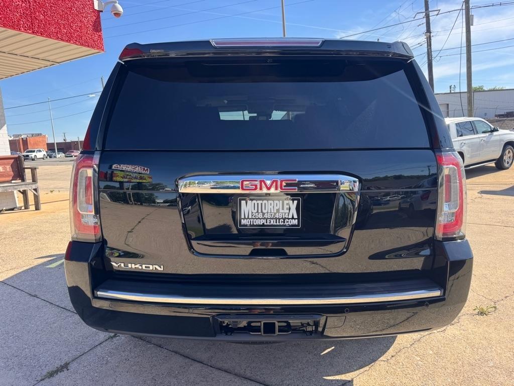 GMC Yukon Denali 4WD 2018