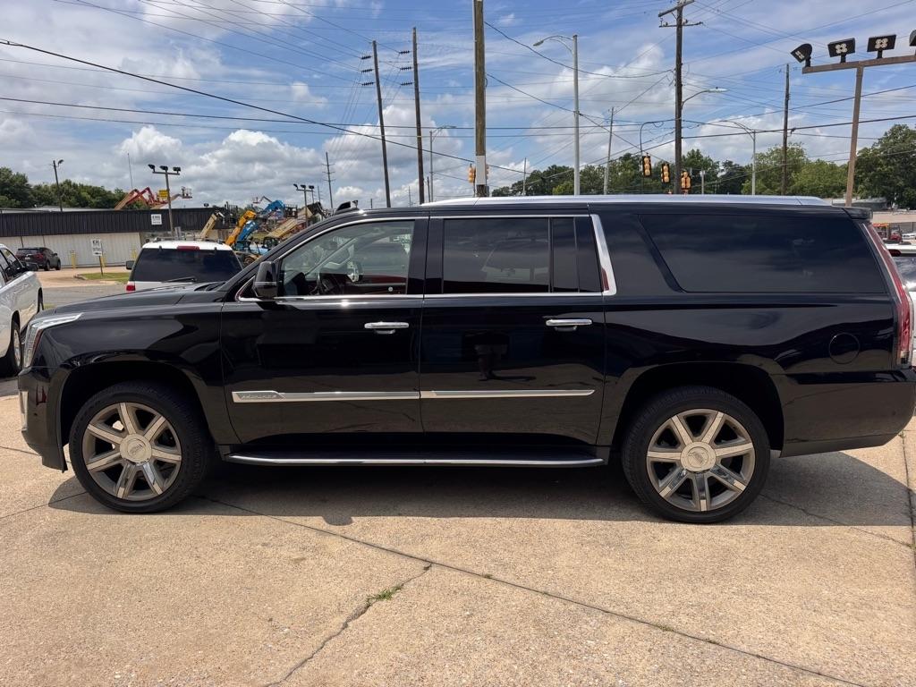 2020 Cadillac Escalade ESV Luxury - Photo 3