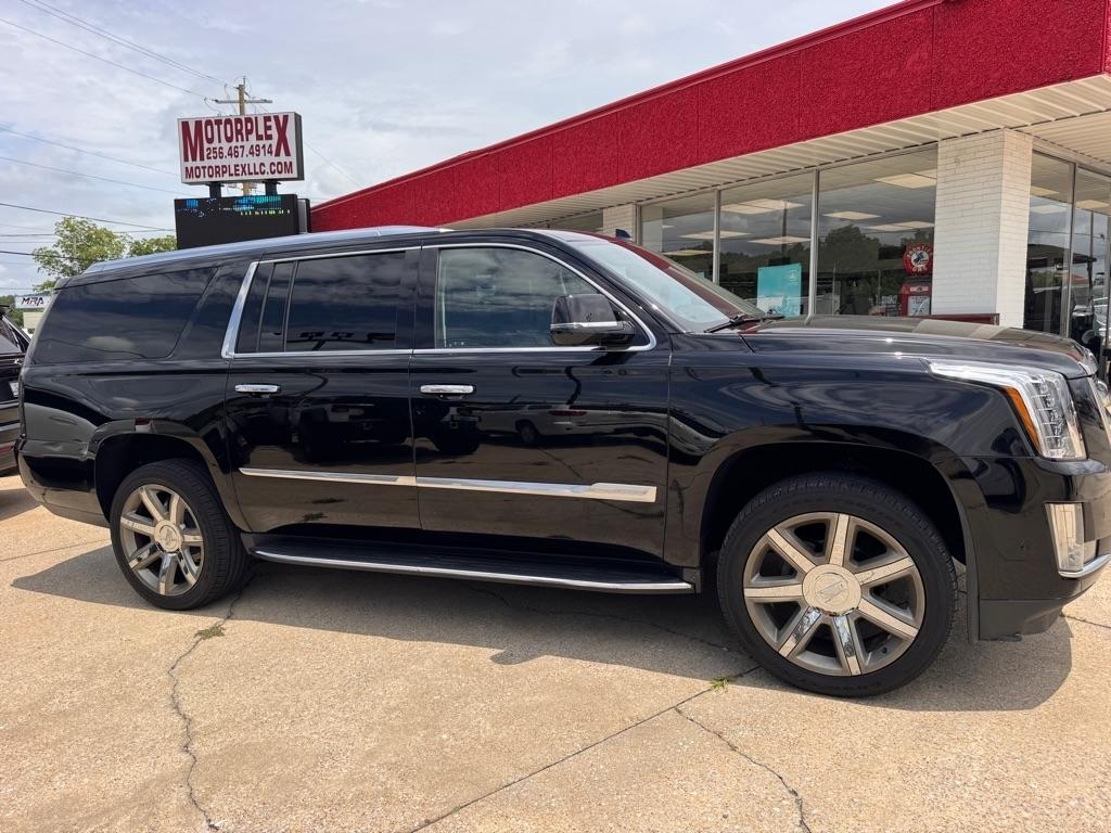 2020 Cadillac Escalade ESV Luxury - Photo 7