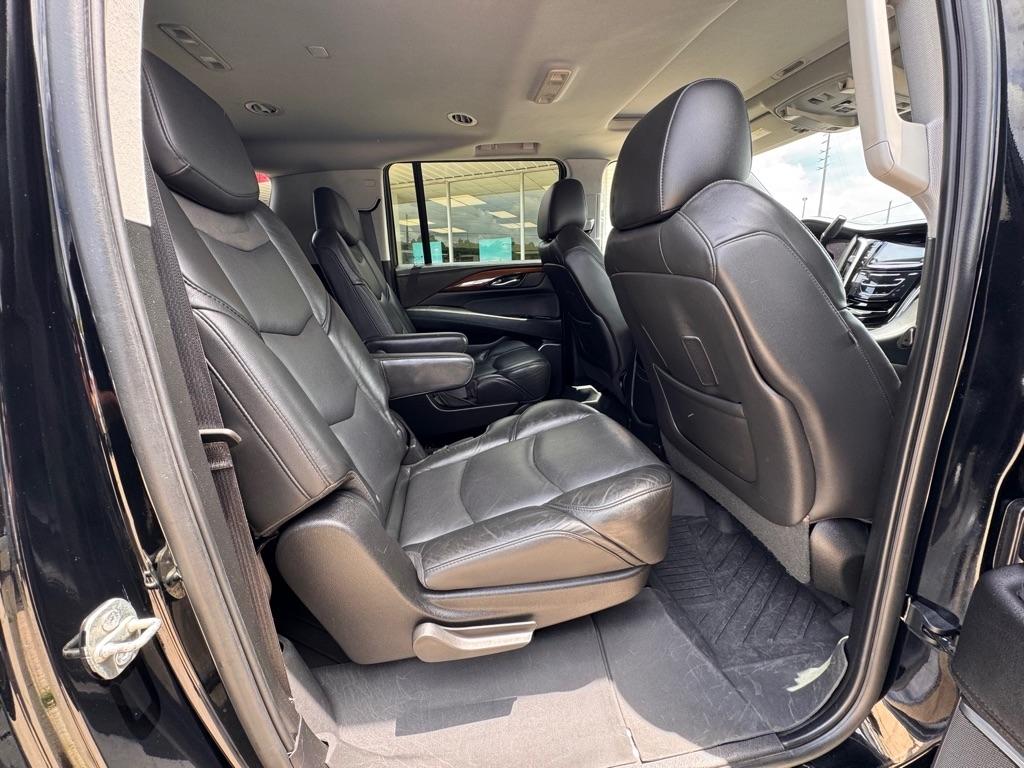 2020 Cadillac Escalade ESV Luxury - Photo 11