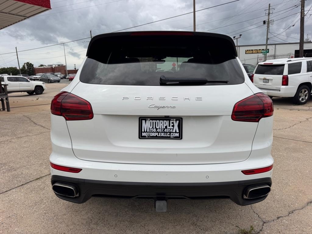 Porsche Cayenne Base 2018