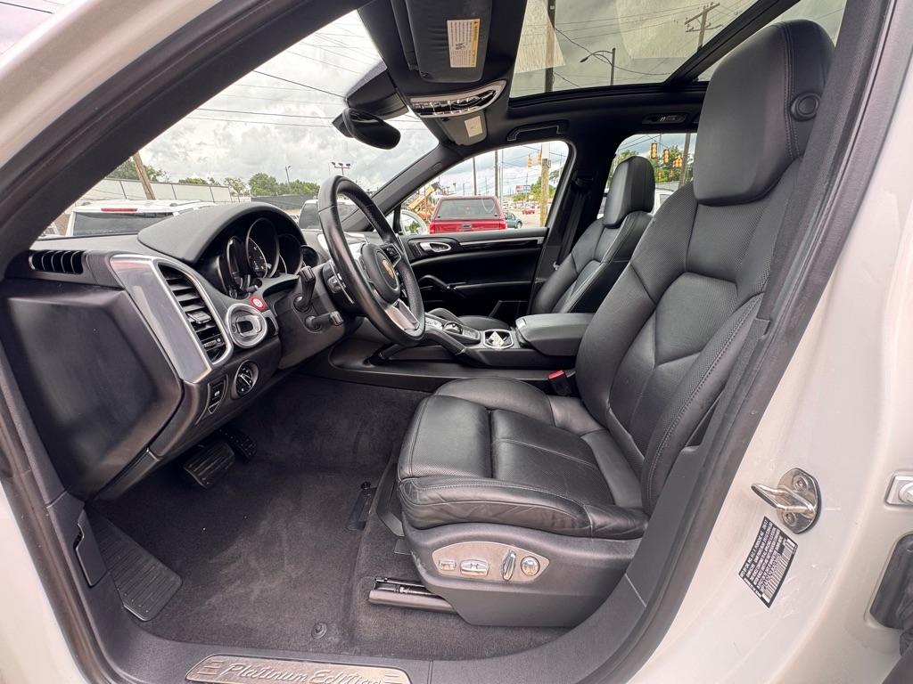 Porsche Cayenne Base 2018