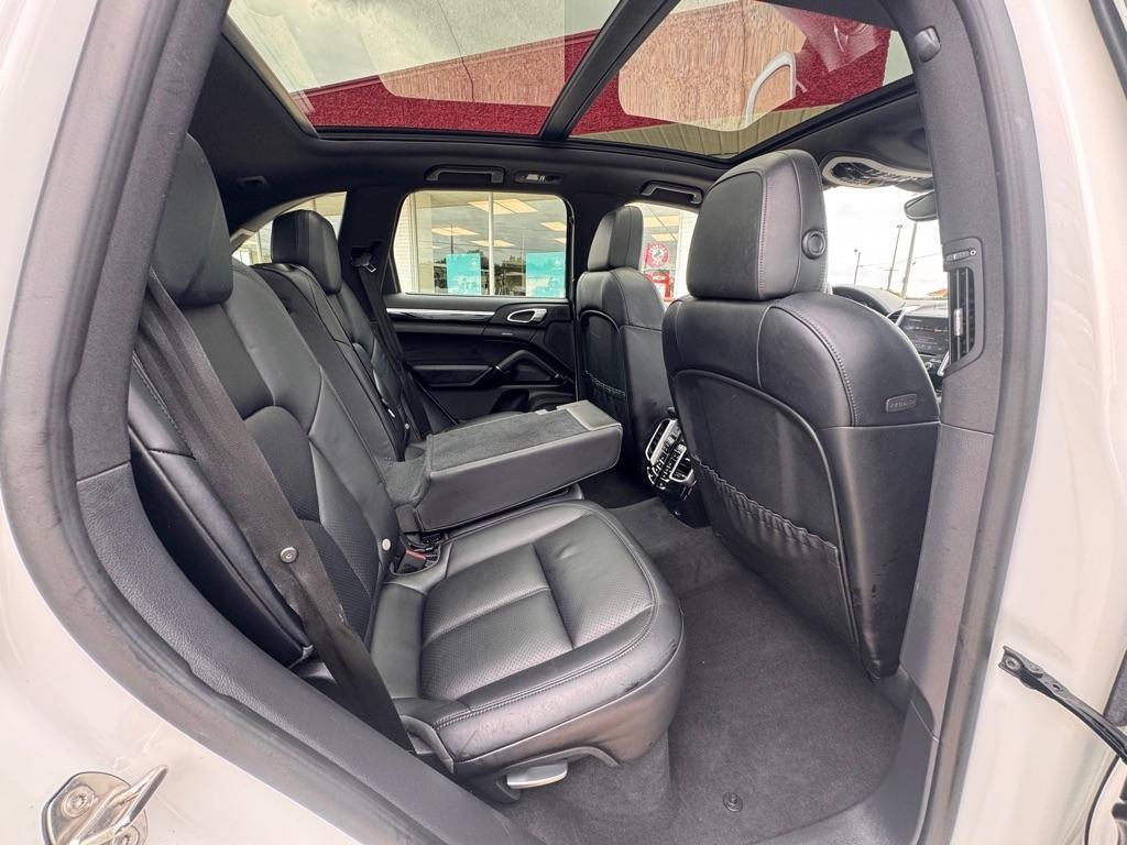 Porsche Cayenne Base 2018