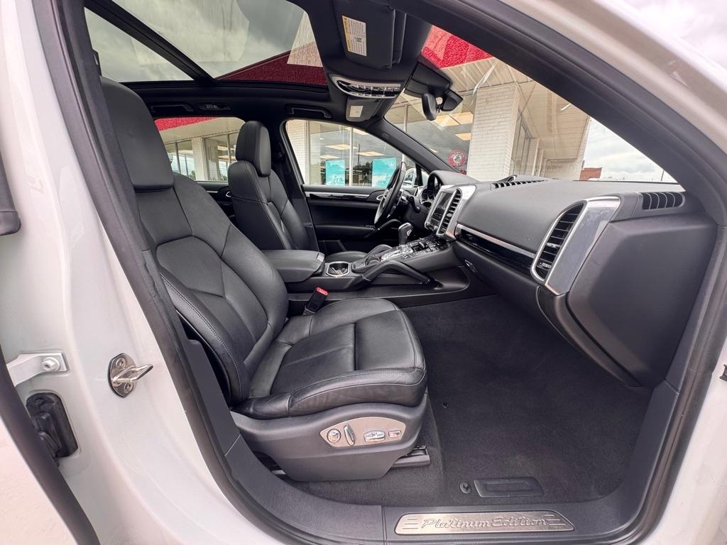 Porsche Cayenne Base 2018