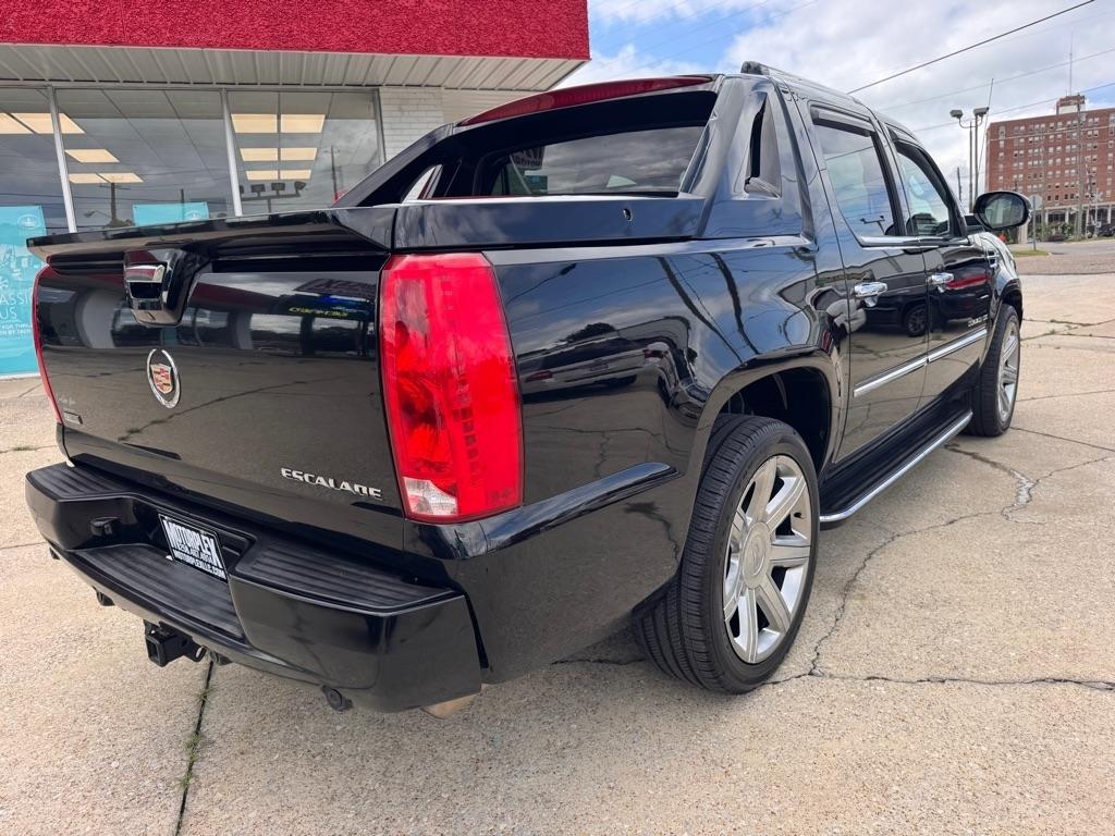 Cadillac Escalade EXT Luxury 2011