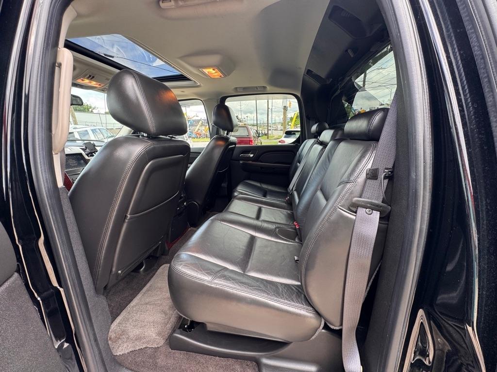 Cadillac Escalade EXT Luxury 2011