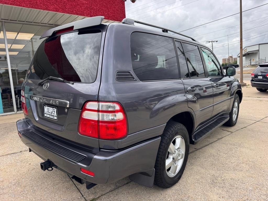 Toyota Land Cruiser 4WD 2004