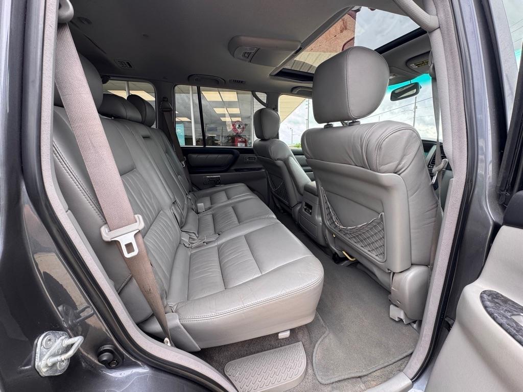 Toyota Land Cruiser 4WD 2004
