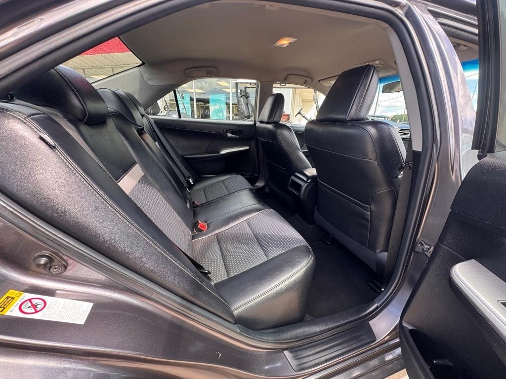 Toyota Camry SE 2014