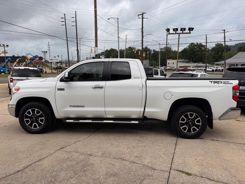 Toyota Tundra Limited 5.7L Double Cab 2WD 2015