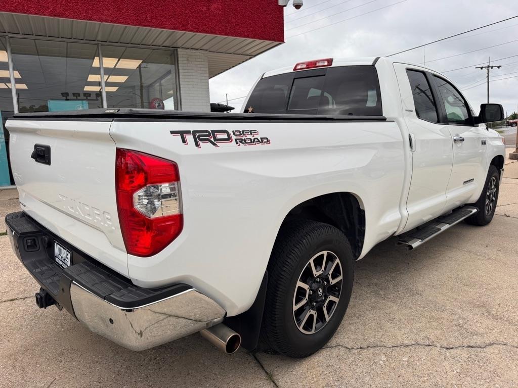 Toyota Tundra Limited 5.7L Double Cab 2WD 2015