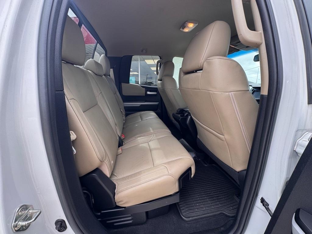Toyota Tundra Limited 5.7L Double Cab 2WD 2015