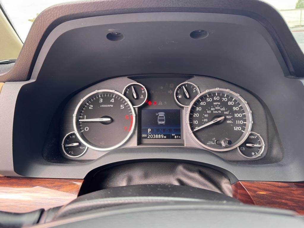 Toyota Tundra Limited 5.7L Double Cab 2WD 2015