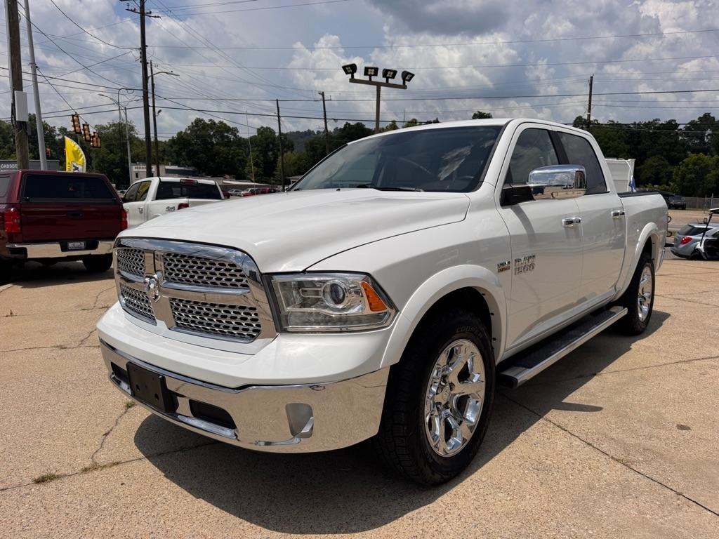 RAM 1500 Laramie Crew Cab SWB 4WD 2017