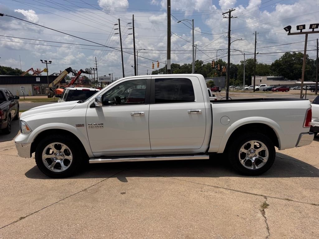 RAM 1500 Laramie Crew Cab SWB 4WD 2017