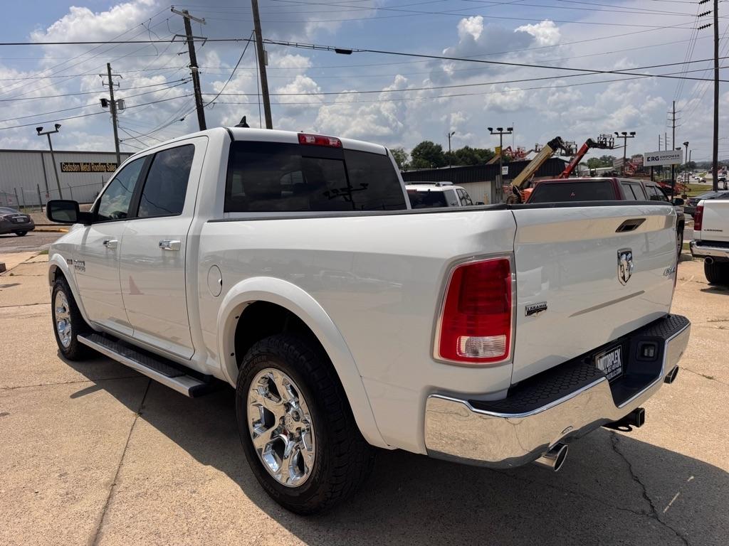 RAM 1500 Laramie Crew Cab SWB 4WD 2017