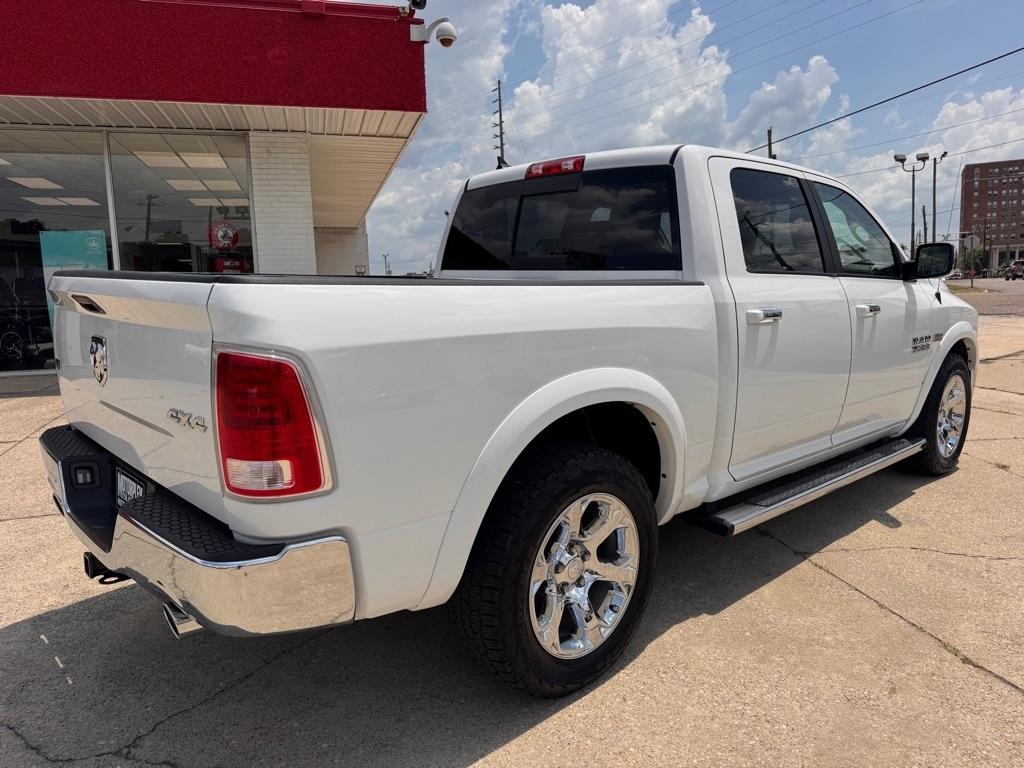 RAM 1500 Laramie Crew Cab SWB 4WD 2017