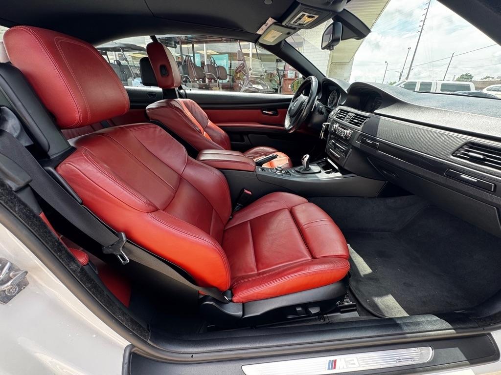 BMW M3 Convertible 2011