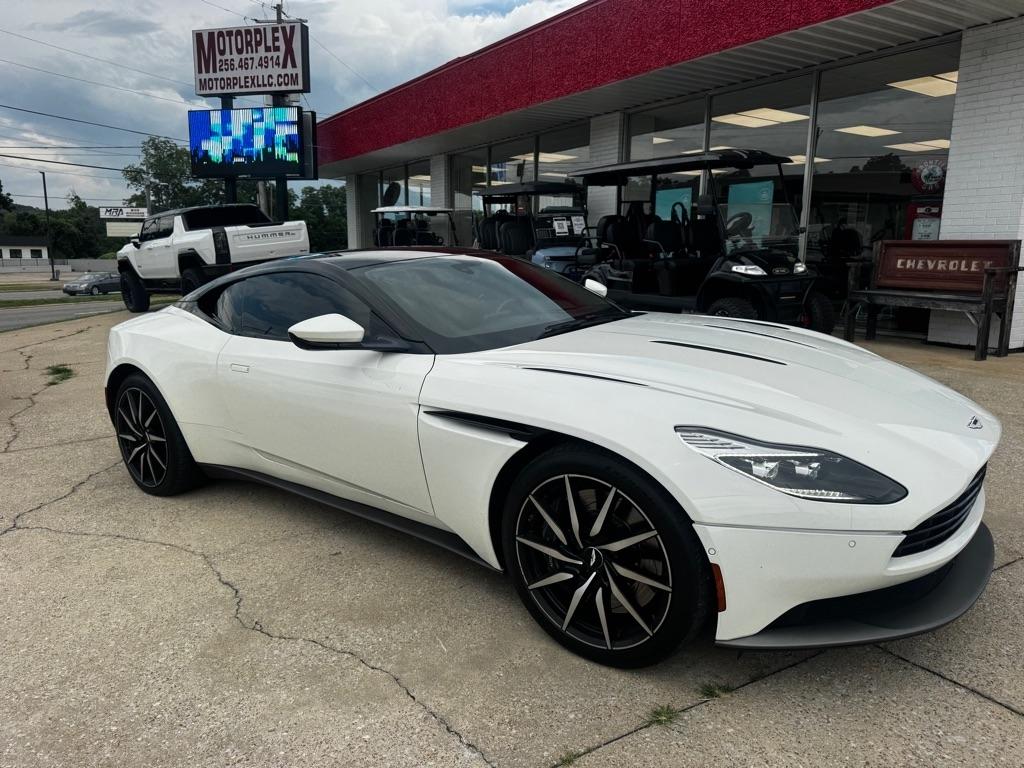 Aston Martin DB11 V12 2018