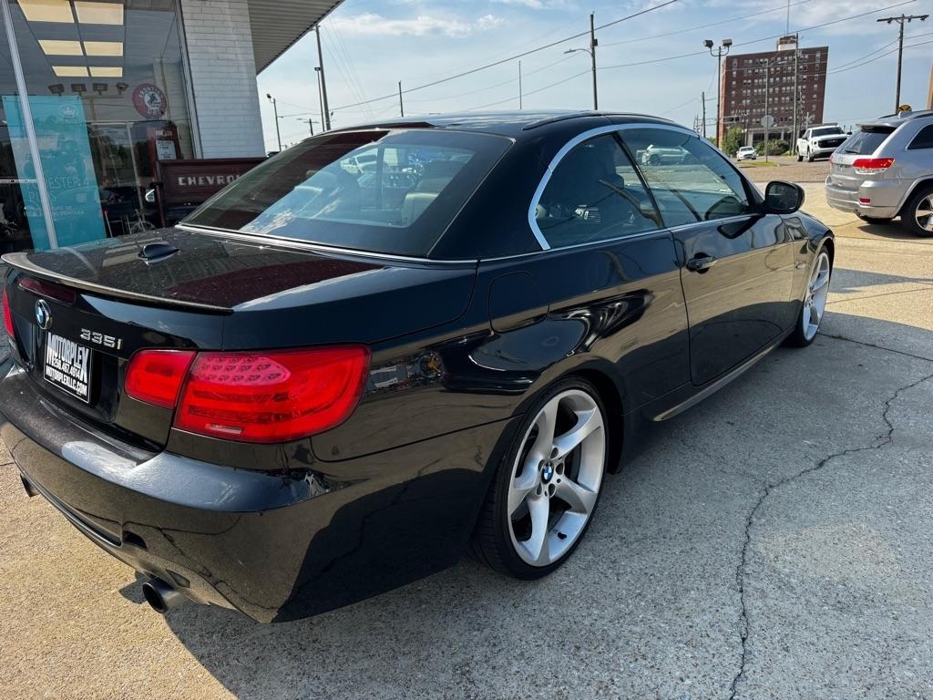 BMW 3-Series 335i Convertible 2011
